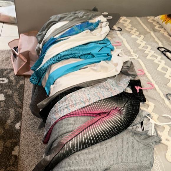 BUNDLE of Nike 3/4 Pullovers